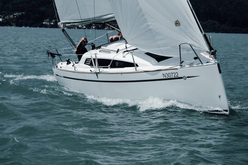 Veleiro de cruzeiro - 28.1 - Sunbeam - 1 cabine / com gurupés