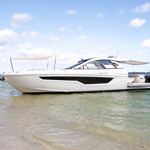 Iate a motor de cruzeiro - 50 GLS - Cruisers - com hard-top