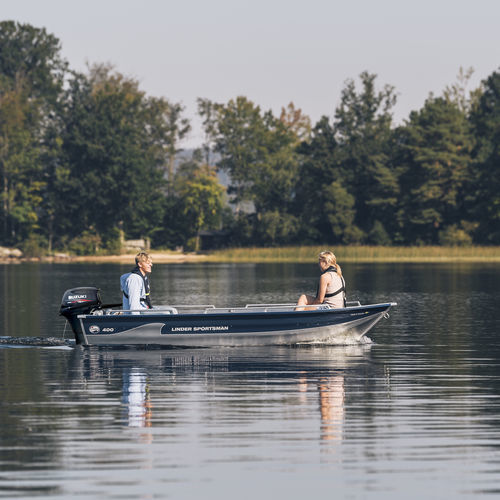 Bote com motor de popa - SPORTSMAN 400 - Linder - open / com console lateral / de pesca esportiva