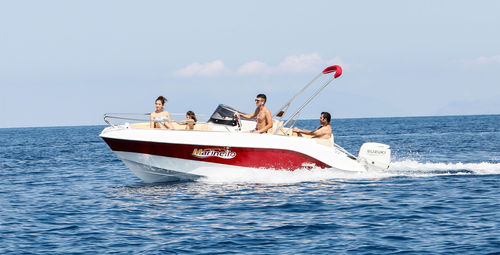 Lancha de console central com motor de popa - Eden 18 - Cantiere Nautico Marinello - com console lateral / máx. 7 pessoas / com solário