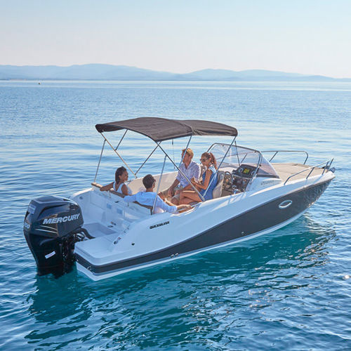 Lancha walkaround com motor de popa - Activ 675 Sundeck - Quicksilver Boats - open / máx. 8 pessoas / com cabine