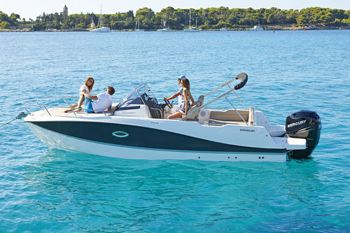 Lancha walkaround com motor de popa - Activ 755 Sundeck - Quicksilver Boats - open / de cruzeiro rápido / de alto desempenho