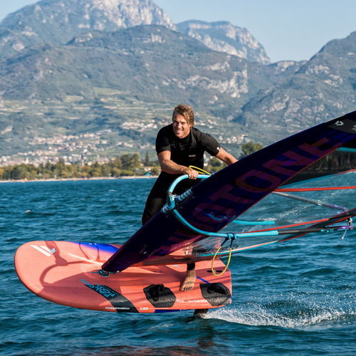 Prancha de windsurf de Race - Falcon TE  - Fanatic - esportiva / de Slalom / de regata