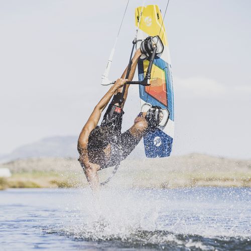 Prancha de kitesurf twin-tips - ACE HYBRID - Cabrinha Kites - híbrida / de Freeride / de Freestyle