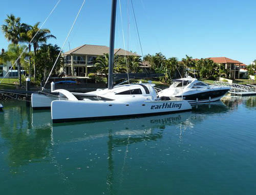 Catamarã - YOUNG 57 - Young Yacht Design - de cruzeiro e regata / 1 cabine / em fibra de carbono