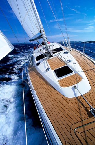 Revestimento de convés antiderrapante - Marinedeck 2000® - Stazo marine equipment bv - efeito de teca