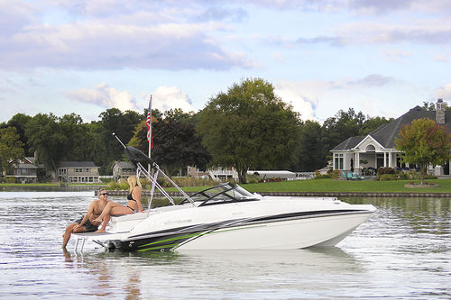 Deck-boat com motor de centro - SD 187 I/O - Hurricane - com console dupla / de wakeboard / máx. 10 pessoas