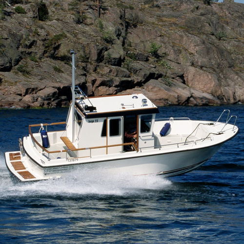 Lancha walkaround com motor de centro - 23 - Targa - com casa do leme / de pesca esportiva / com solário
