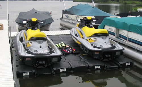 Píer Modular Pwc Jet Dock Flutuante Para Atracação A Seco De Jet Skis Para Marina 7170