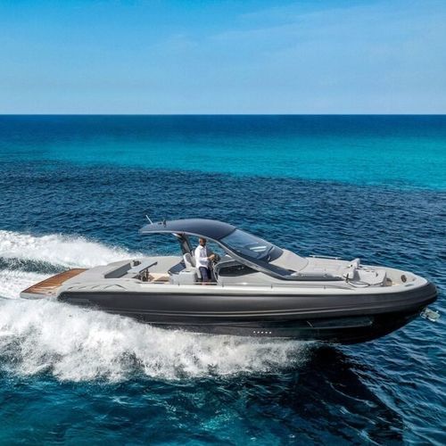 Barco inflável com motor de popa - REBEL 40 - Sacs - com motor de centro / a diesel / bimotor