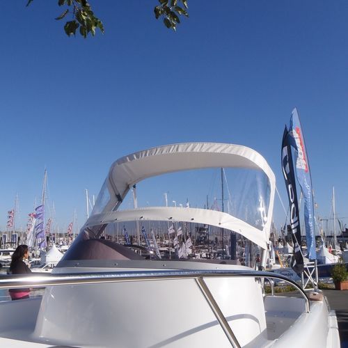 Capota conversível para barco a motor - SIMPLE SPRAYHOOD - NVequipment - para cockpit / com estrutura em aço inoxidável