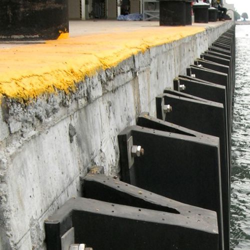 Defensa para porto - SANP series - Trelleborg Marine and Infrastructure - para cais / de canto / em arco