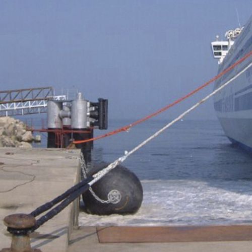 Defensa para porto - Sling-Type - Trelleborg Marine and Infrastructure - para terminal portuário / para navio / para cais