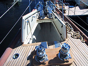Gaiuta para barco - 3500 Series - Freeman Marine Equipment - quadrada / de abrir / flush (montagem nivelada)