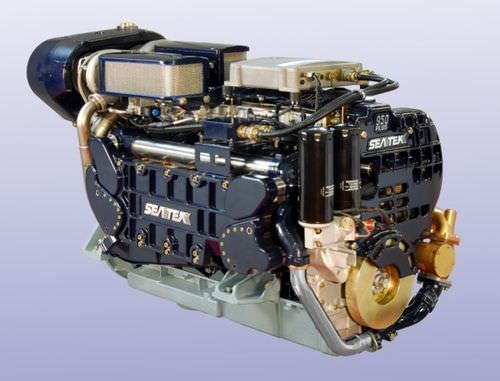 Motor de centro - 950 PLUS - 950 HP @ 3200 RPM - SEATEK - a diesel / para embarcação de recreio / de injeção direta