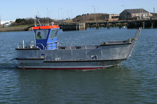 Barco profissional barco de desembarque - ALN 157 ‘Concordia Baby’ - Alnmaritec - com motor de centro