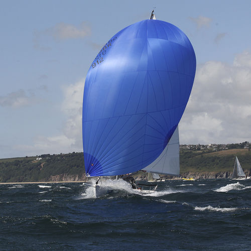 Vela balão - Ullman Sails - para monotipo de quilha esportivo / corte trirradial / J80