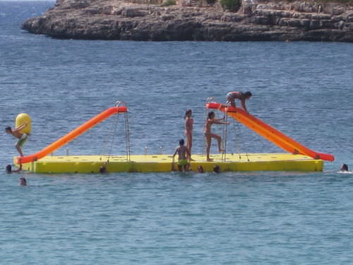 Plataforma flutuante - ISLAS - AVENTURAS AQUATICAS - LA NORIA - para centro náutico de lazer / modular