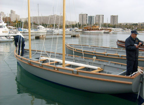 Veleiro de cruzeiro - K850 - Enavigo Yachts - em madeira / insubmersível