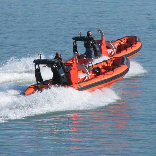 Barco profissional barco de busca e salvamento - ZH 630 CDO - Zodiac Milpro International - com motor de centro / barco inflável semirrígido