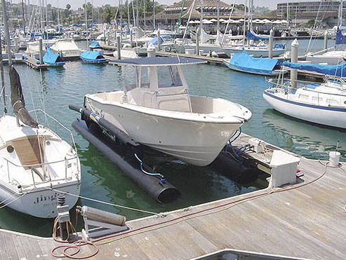 Elevador de barcos - M520 - Airberth - flutuante