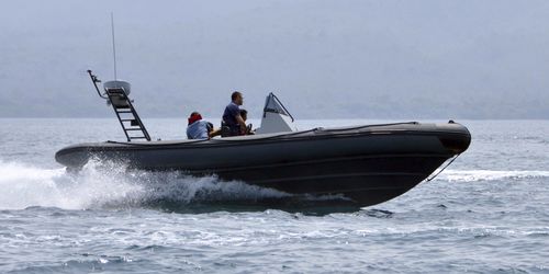 Barco profissional barco-patrulha - X7.5 - North Sea Boats - com motor de popa / barco inflável semirrígido / anfíbio
