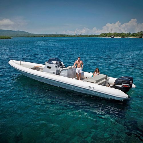 Barco inflável com motor de popa - X2K - North Sea Boats - bimotor / semirrígido / com console central