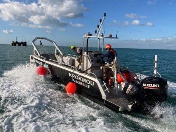Barco profissional barco de trabalho - FOXSEA 700 - BORD A BORD - barco para pesquisa científica / barco para levantamentos hidrográficos / barco auxiliar para mergulho