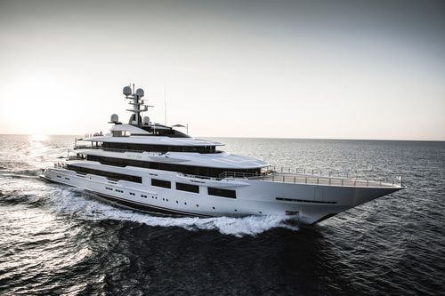 Megaiate de cruzeiro - DREAMBOAT  - Oceanco - com casa de leme elevada / com piscina / com heliporto