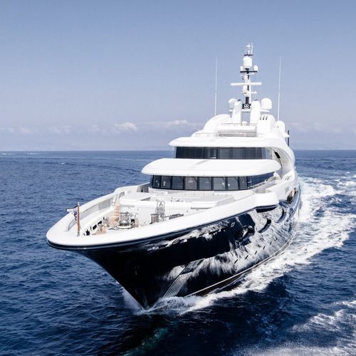 Megaiate de cruzeiro - BARBARA - Oceanco - com casa do leme