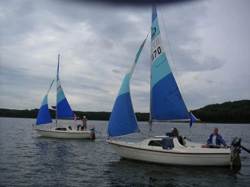 Veleiro Day Sailer - SANDPIPER 565 - CL Sailboats - pernoite para 4 pessoas