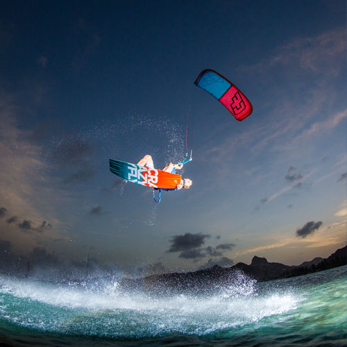 Pipa de kitesurf tipo C - TANGO - Crazy Fly s.r.o. - de Freeride / de Wave / de Freestyle