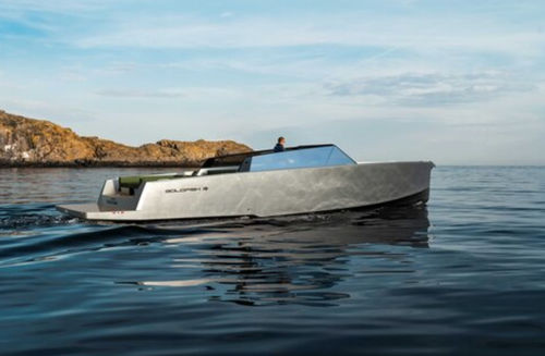 Lancha Express Cruiser com motor de centro - 43 Ocean - Goldfish - a diesel / open / com console dupla