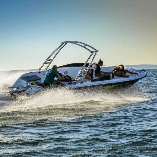 Lancha de console central com propulsão por jet-ski - WAVE BOAT 656 - SEALVER - esportiva / para esqui aquático / para centro náutico de lazer