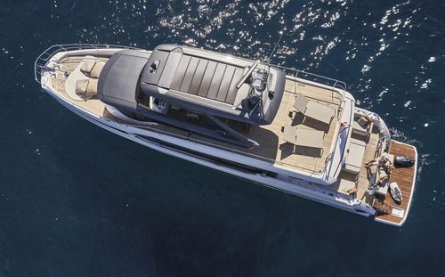 Iate a motor de cruzeiro - X70 - Prestige Yachts - com flybridge / com motor de centro / IPS POD