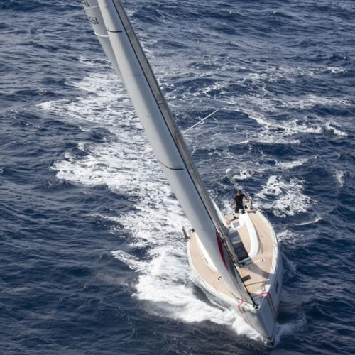 Veleiro de cruzeiro - AUREUS XV - ERYD YACHTS - com cabine / em fibra de carbono / com gurupés