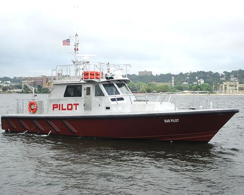 Barco profissional barco para transporte de pilotos - St. John’s Class - Gladding-Hearn Shipbuilding, Duclos Corporation - com motor de centro