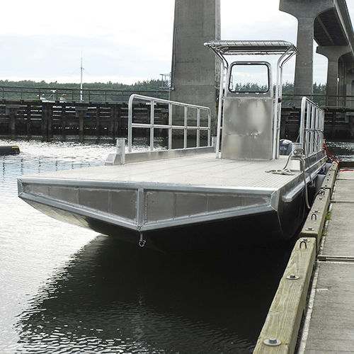 Barco profissional barcaça de trabalho - V BARGE 30' - Workskiff Inc - com motor de popa / em alumínio