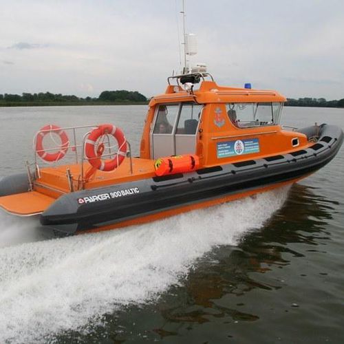 Barco profissional barco utilitário - 1000 BALTIC - Parker RIBS - com motor de centro hidrojato / com motor de popa / a diesel