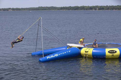 Equipamento de diversão aquática baloiço - Rope Swing - RAVE Sports - para centro náutico de lazer / flutuante