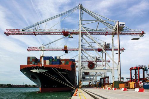 Guindaste de pórtico para contêineres Post-Panamax - STS - Liebherr-International Deutschland