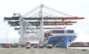 Guindaste de pórtico para contêineres Super Post-Panamax - Mitsui Engineering & Shipbuilding