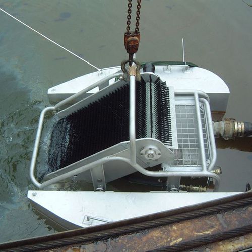 Skimmer de hidrocarbonetos com escova - Alligator - Desmi - de esteira