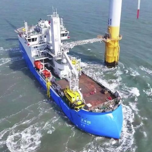 Navio de apoio offshore para parque eólico - ZHI ZHEN 100 - ULSTEIN