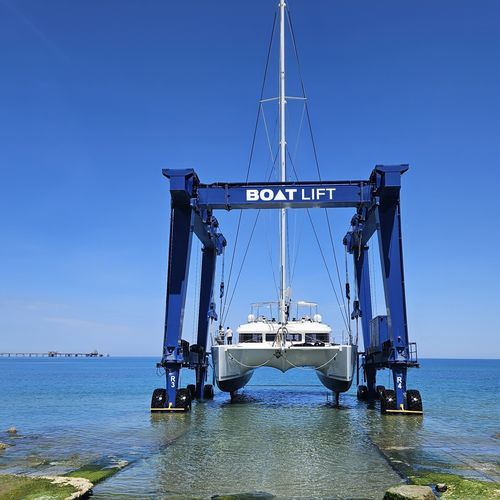 Travel lift controlado remotamente - BL220TL CROC - BOAT LIFT - anfíbio