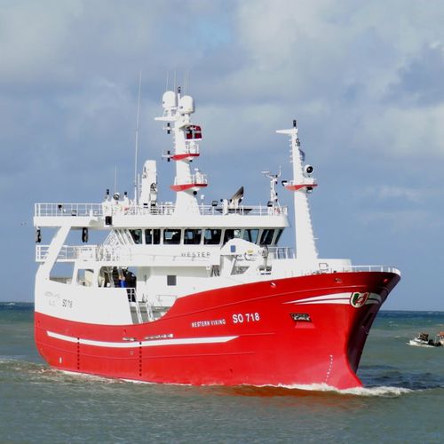 Navio de pesca profissional de arrasto - WESTERN VIKING - Karstensens Shipyard Ltd.