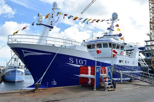 Navio de pesca profissional de arrasto - SKAGERAK - Karstensens Shipyard Ltd.