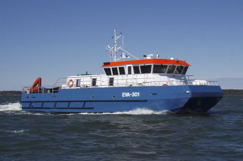 Barco profissional barco para levantamentos hidrográficos - EVA-301 - UKI Workboat - catamarã / com motor de centro / em alumínio