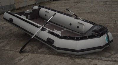 Barco inflável com motor de popa - W 400 - RIKU-Küffer - dobrável / para pesca / máx. 6 pessoas