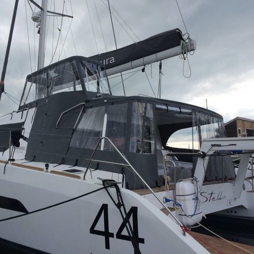 Fechamento de cockpit para catamarã - Aventura 44 - TTOP Nautic - para veleiros / para Aventura Catamarans